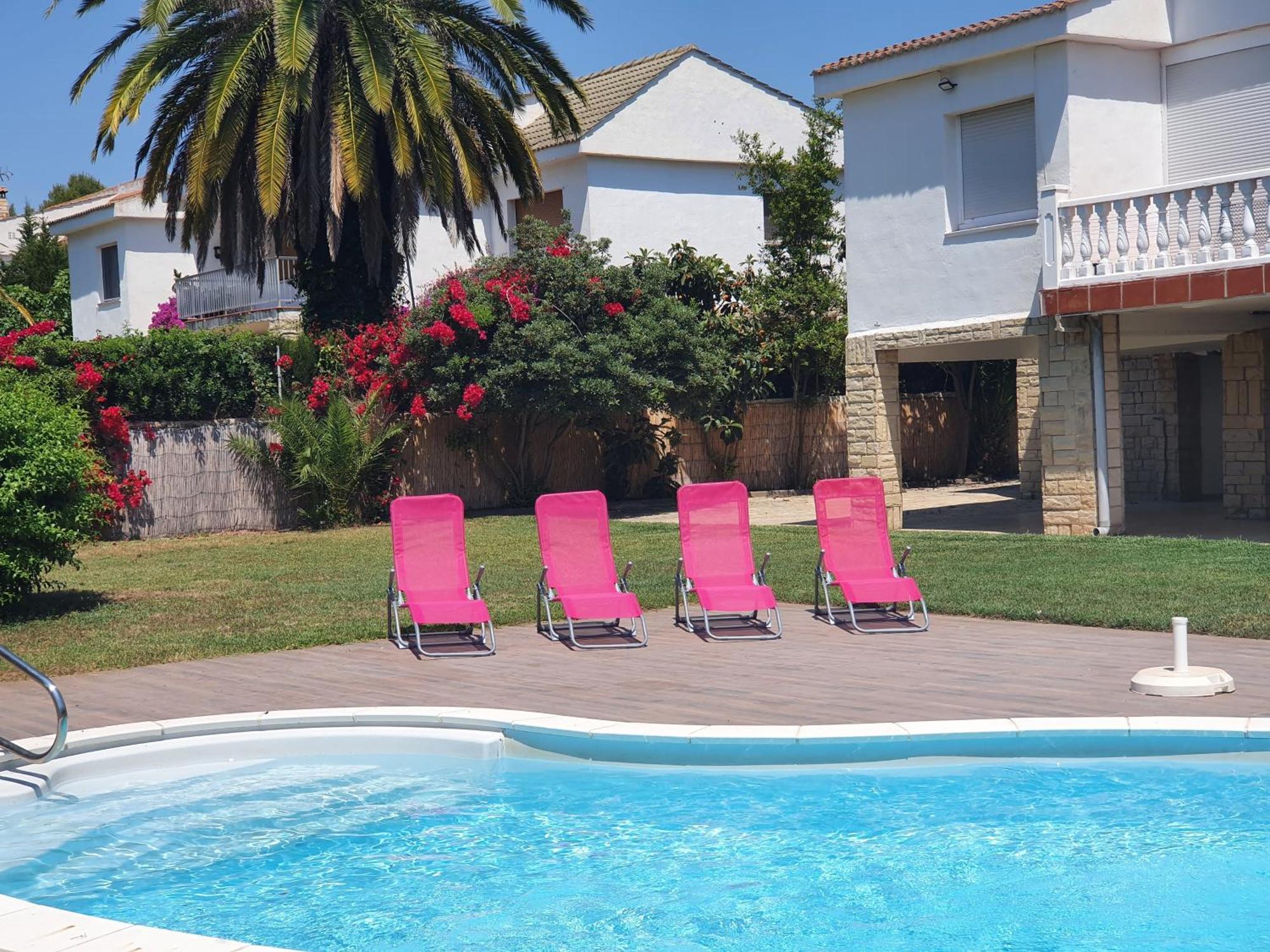 Villa Privada La Pedrereta Салоу Екстериор снимка